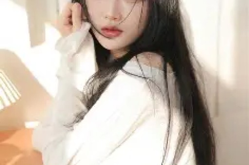 郭美美秘史：一个美女网红的堕落史