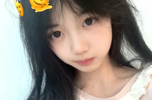 315 最讽刺名场面：被曝光鸡爪股东正看晚会一句回应炸翻全网！